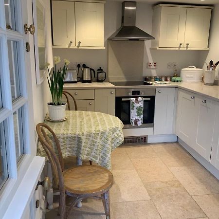 Masons Cottage, An Idyllic Retreat In An Area Of Outstanding Beauty, Close To Blenheim Palace, Oxford & The Cotswolds Stonesfield المظهر الخارجي الصورة