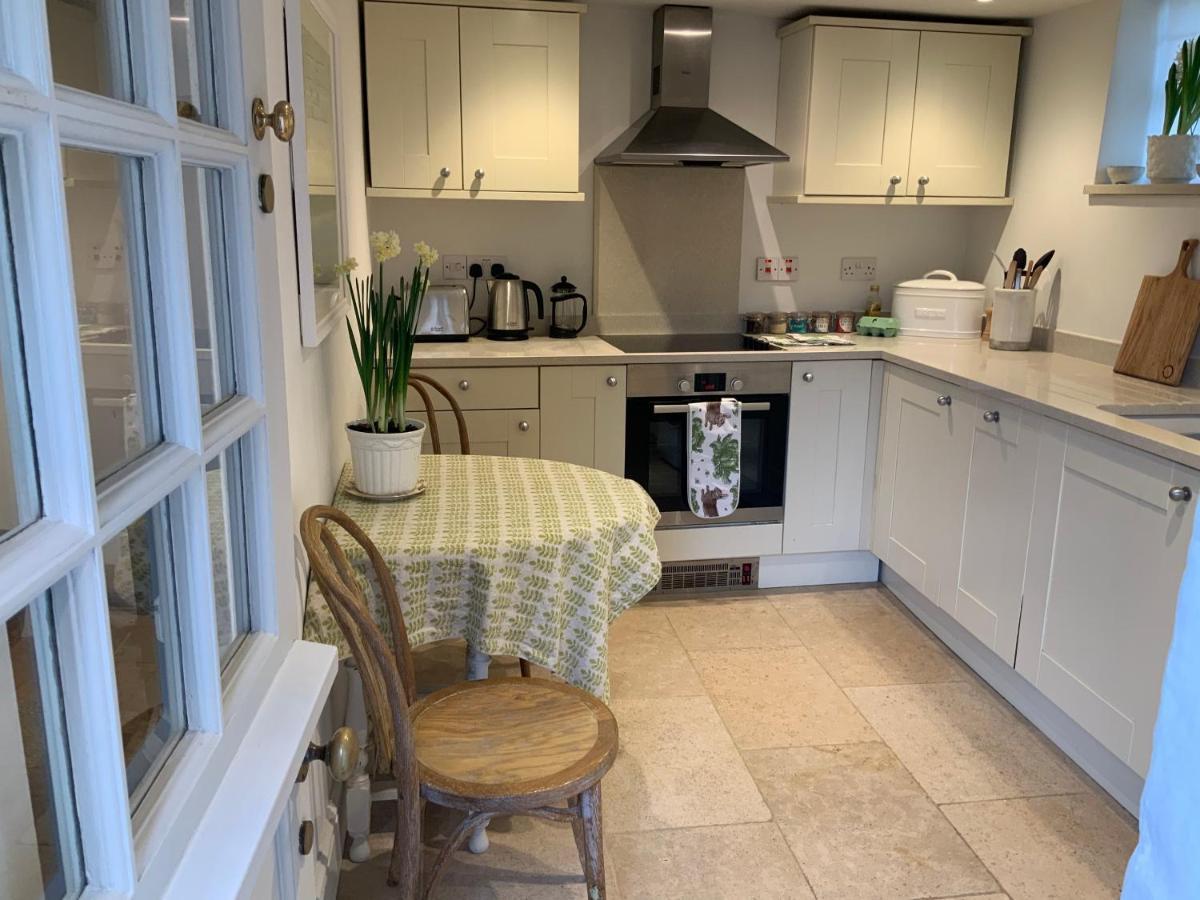 Masons Cottage, An Idyllic Retreat In An Area Of Outstanding Beauty, Close To Blenheim Palace, Oxford & The Cotswolds Stonesfield المظهر الخارجي الصورة