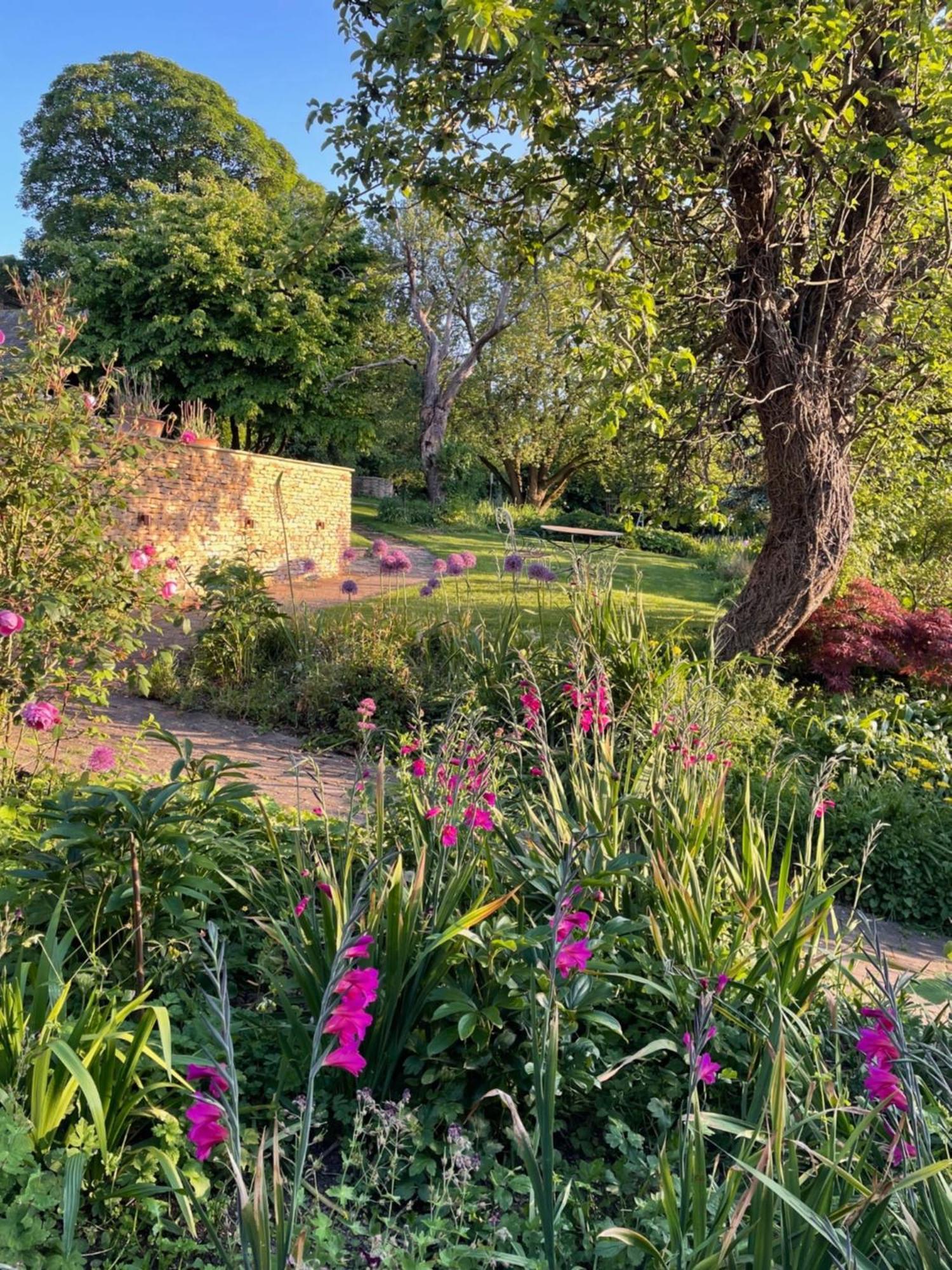 Masons Cottage, An Idyllic Retreat In An Area Of Outstanding Beauty, Close To Blenheim Palace, Oxford & The Cotswolds Stonesfield المظهر الخارجي الصورة